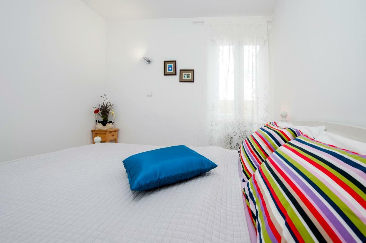 Delfin Apartment *